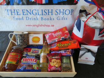 English Shop hamper